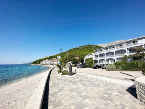 Apartments Tomo, Zastrazisce